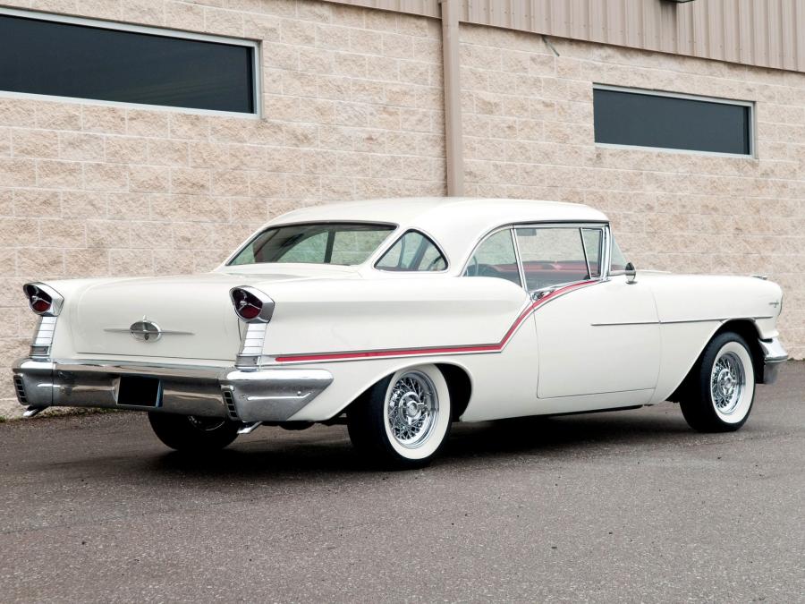  Oldsmobile Super 88 Holiday Coupe 1957 года  (фото 6 из 7)